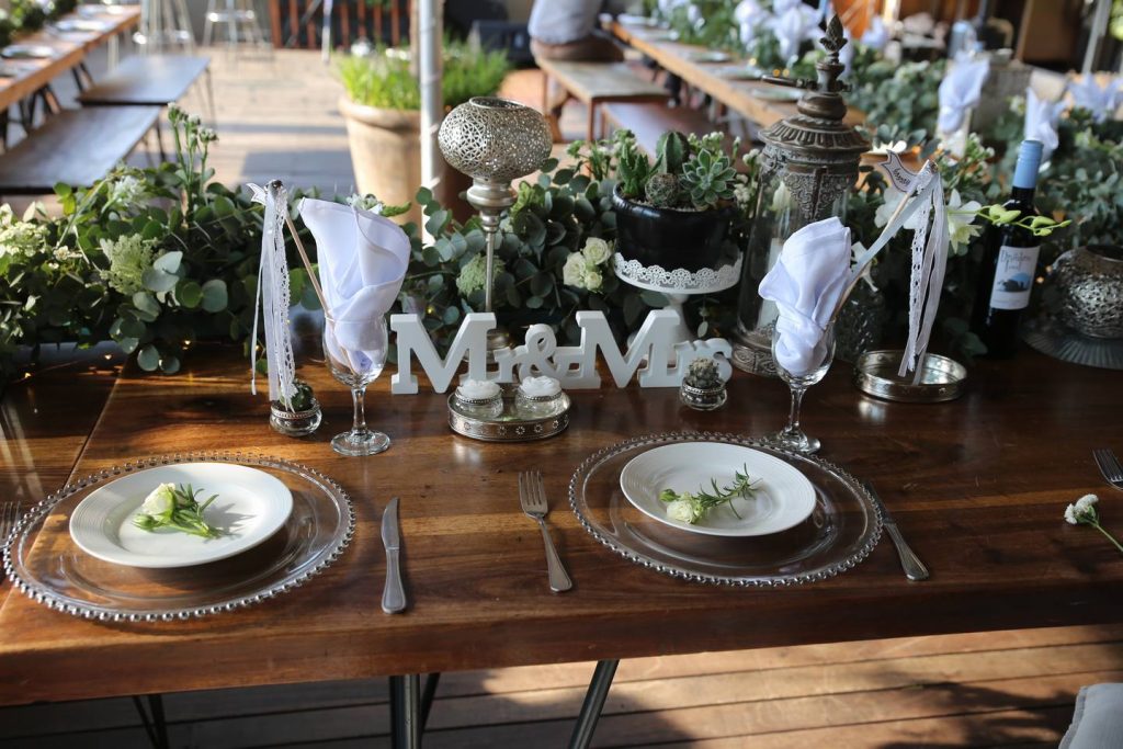 white wedding decor living room design